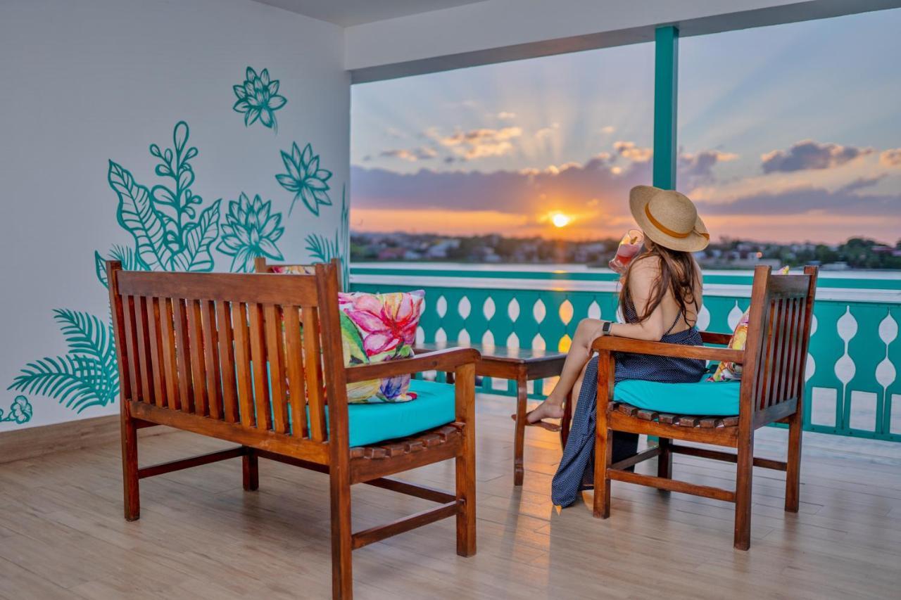 Hotel Casa Turquesa フローレス エクステリア 写真