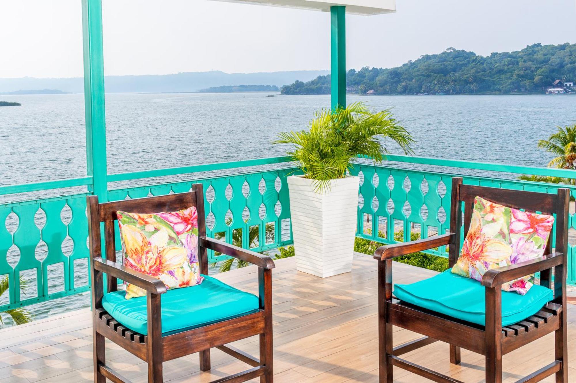 Hotel Casa Turquesa フローレス エクステリア 写真